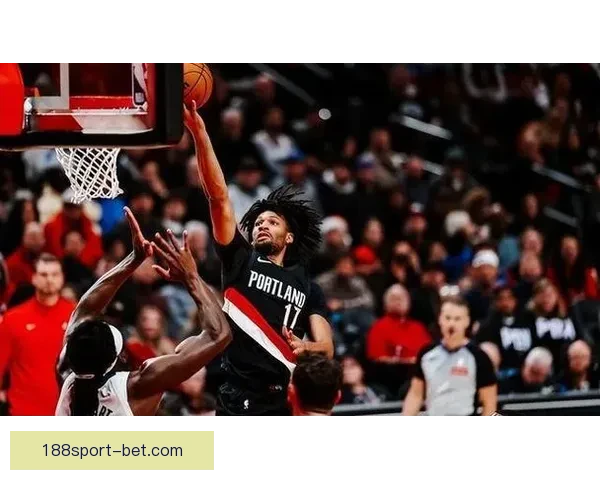 活塞时隔19年再夺东部第一 杜伦贡献16分7篮板乔治砍下20分